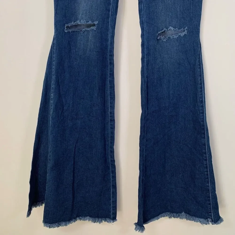 Newbury Kustom Jeans Women’s Medium Blue Medium Wash Pull On Distressed